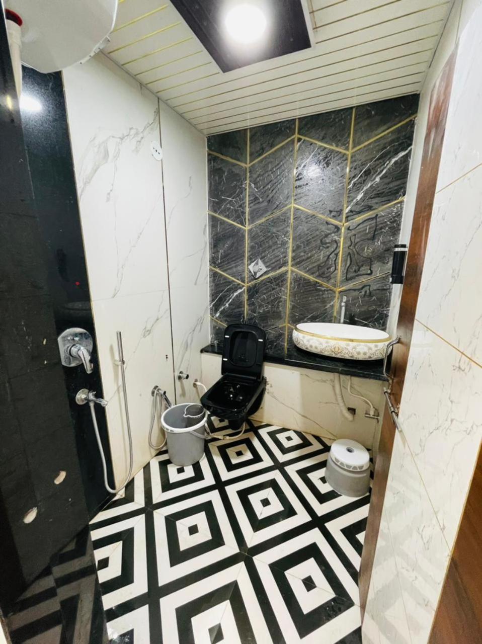 Hotel Shree Shyam Sharnam Godarpura Экстерьер фото